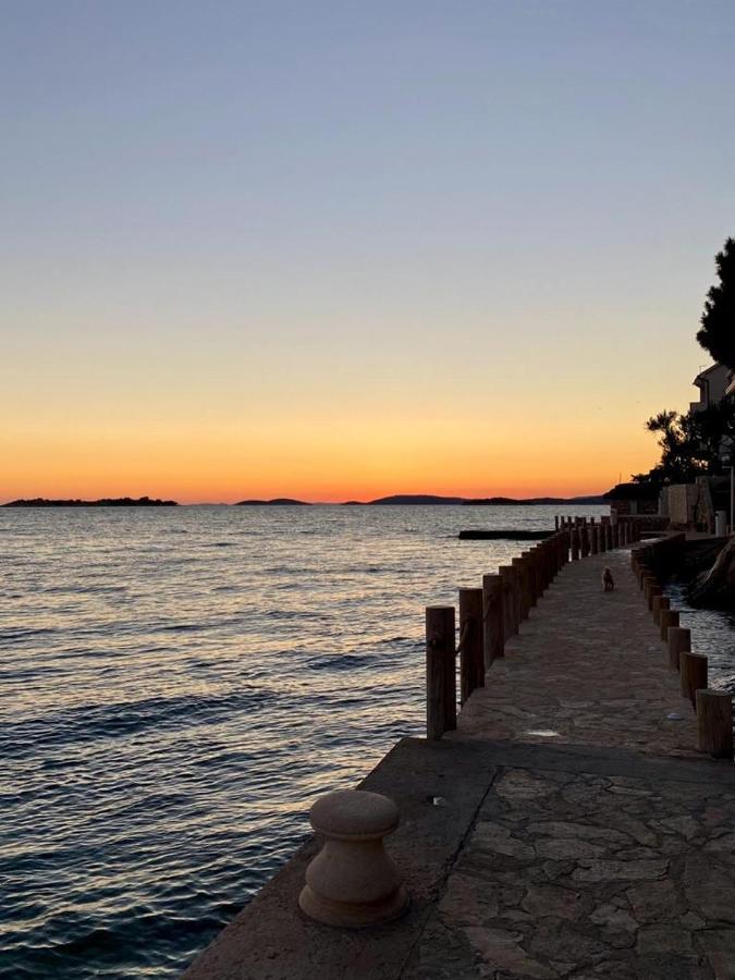 Mare I Kate Apartmani Tribunj  Luaran gambar